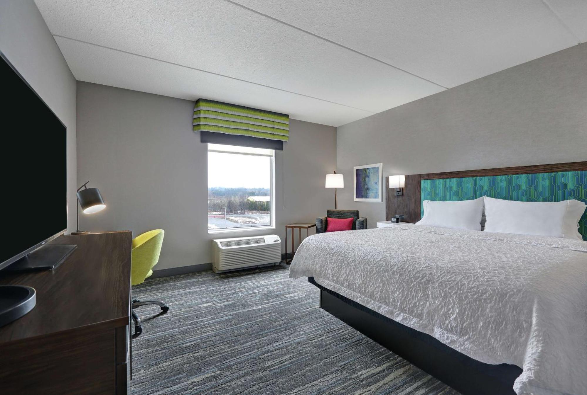 Hampton Inn Peterborough Esterno foto